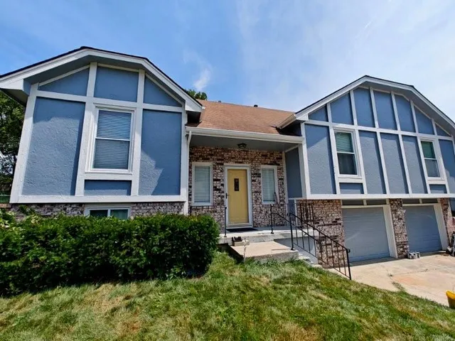 $300,000 | 7909 North Michigan Avenue, Kansas City, MO 64118
