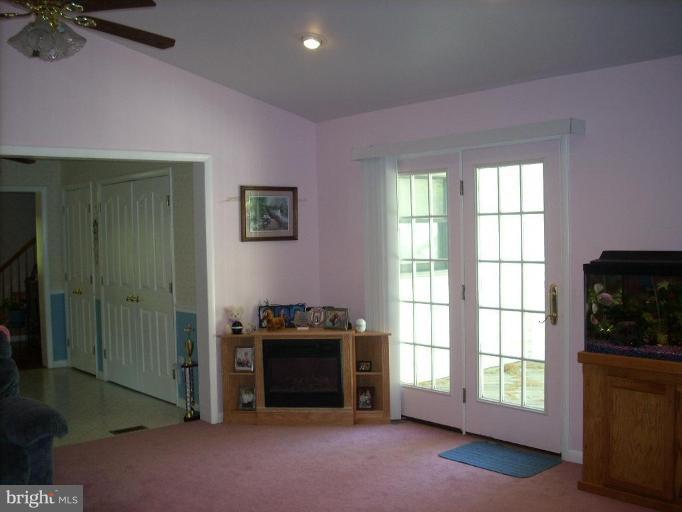 23642 Myrtle Point Road California, MD 20619 - Photo 6 of 21 Family Room #2