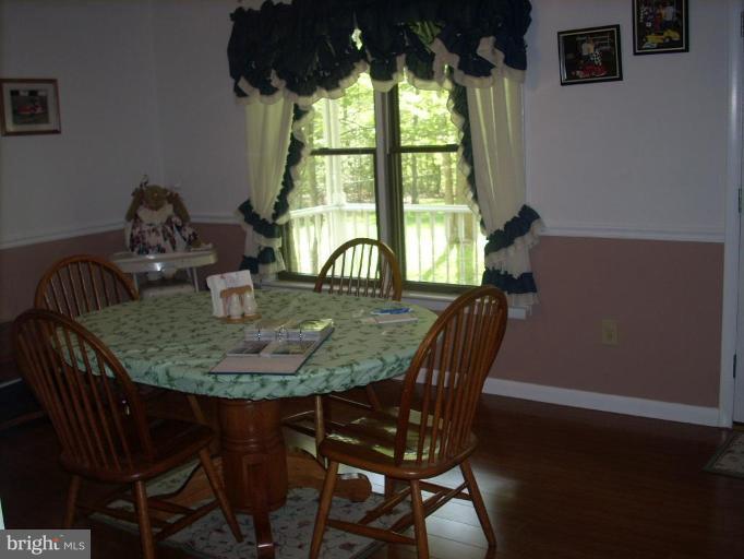 23642 Myrtle Point Road California, MD 20619 - Photo 8 of 21 Dining Room