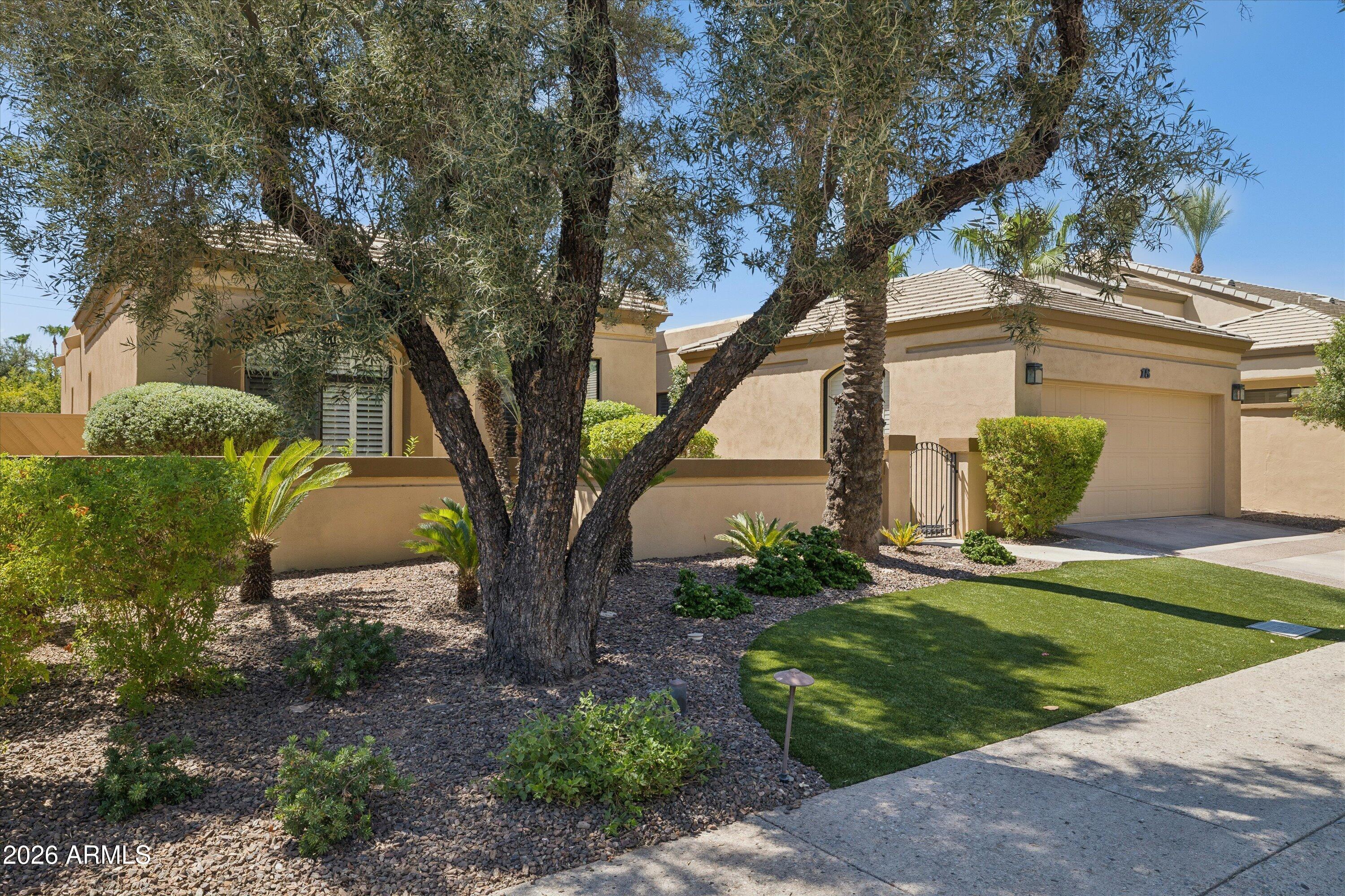 7323 East Gainey Ranch Road, Unit 18 Scottsdale, AZ 85258 - Photo 7 of 90 curb appeal