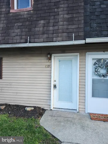 $1,700 | 459 Via Cascata Drive, Clementon, NJ 08021