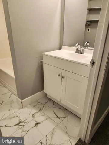 $1,700 | 459 Via Cascata Drive, Clementon, NJ 08021