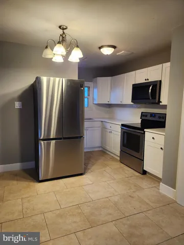 $1,700 | 459 Via Cascata Drive, Clementon, NJ 08021