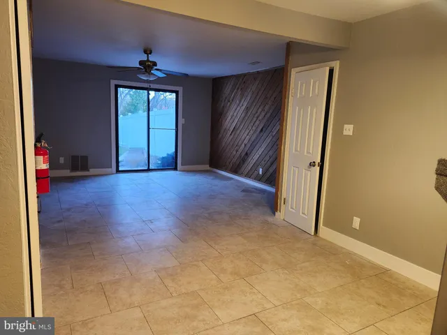 $1,700 | 459 Via Cascata Drive, Clementon, NJ 08021