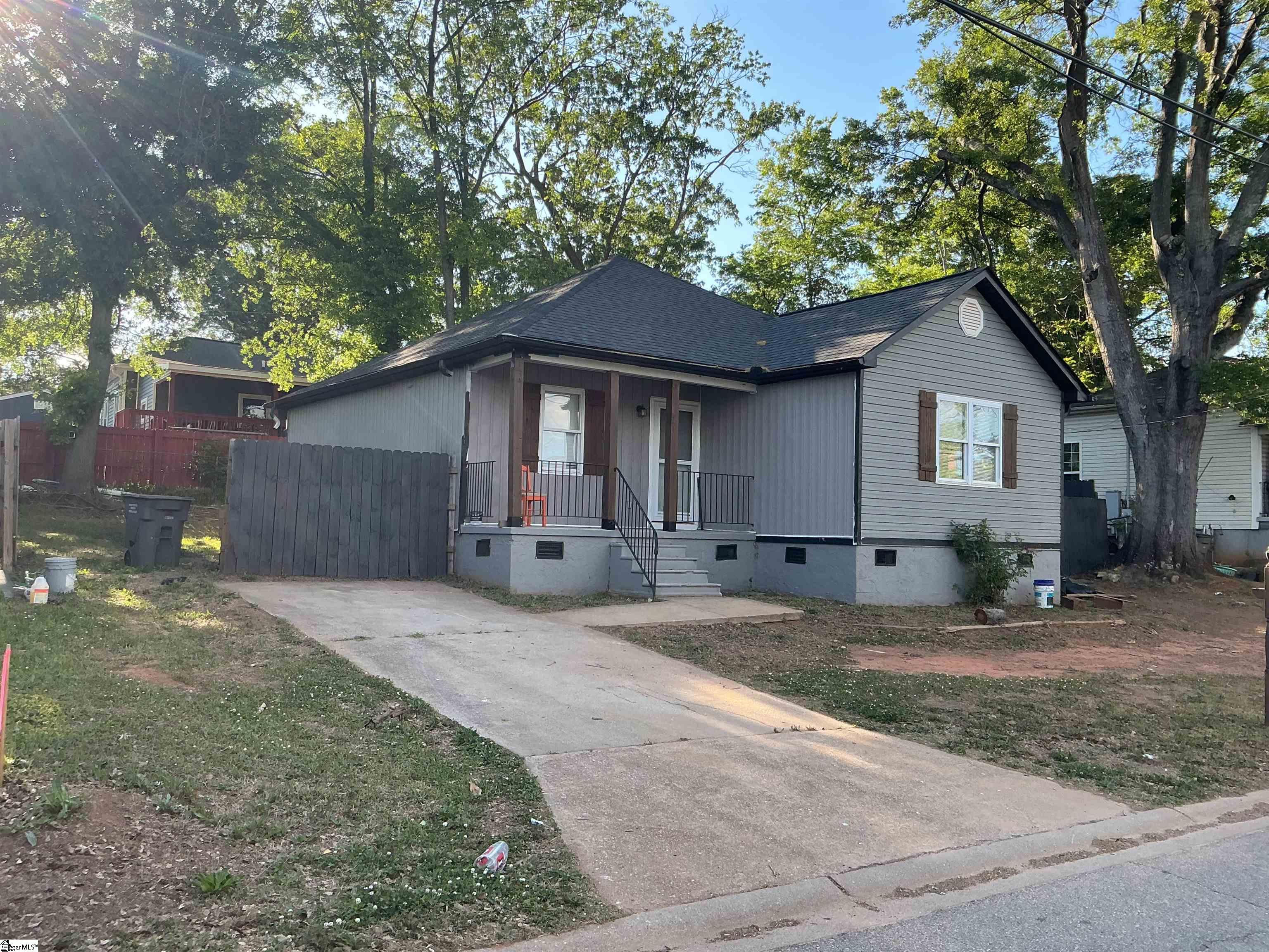 7 4th Street Greenville, SC 29611 - Photo 2 of 8