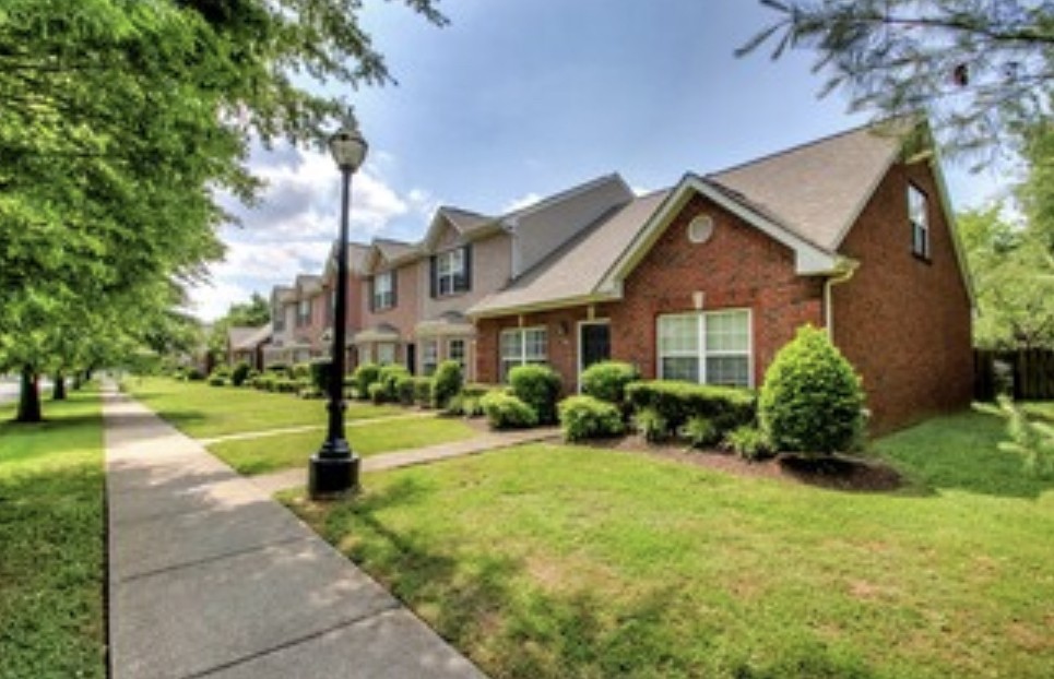 728 Del Rio Pike Franklin, TN 37064 - Photo 2 of 30 Gallery Image 2