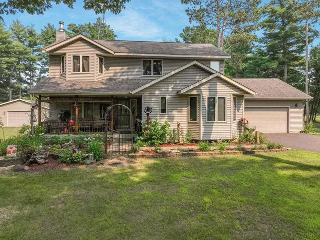 $444,900 | 1952 16 1/2 Avenue, Cameron, WI 54822