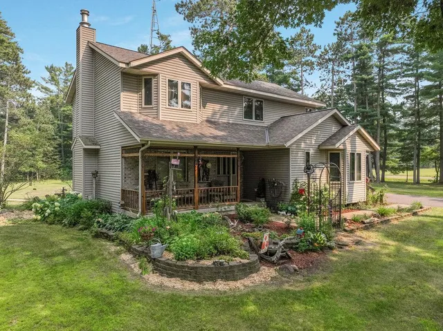 $444,900 | 1952 16 1/2 Avenue, Cameron, WI 54822