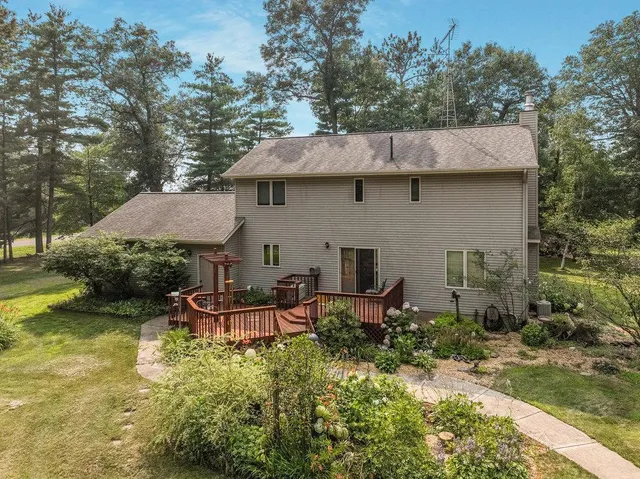 $444,900 | 1952 16 1/2 Avenue, Cameron, WI 54822