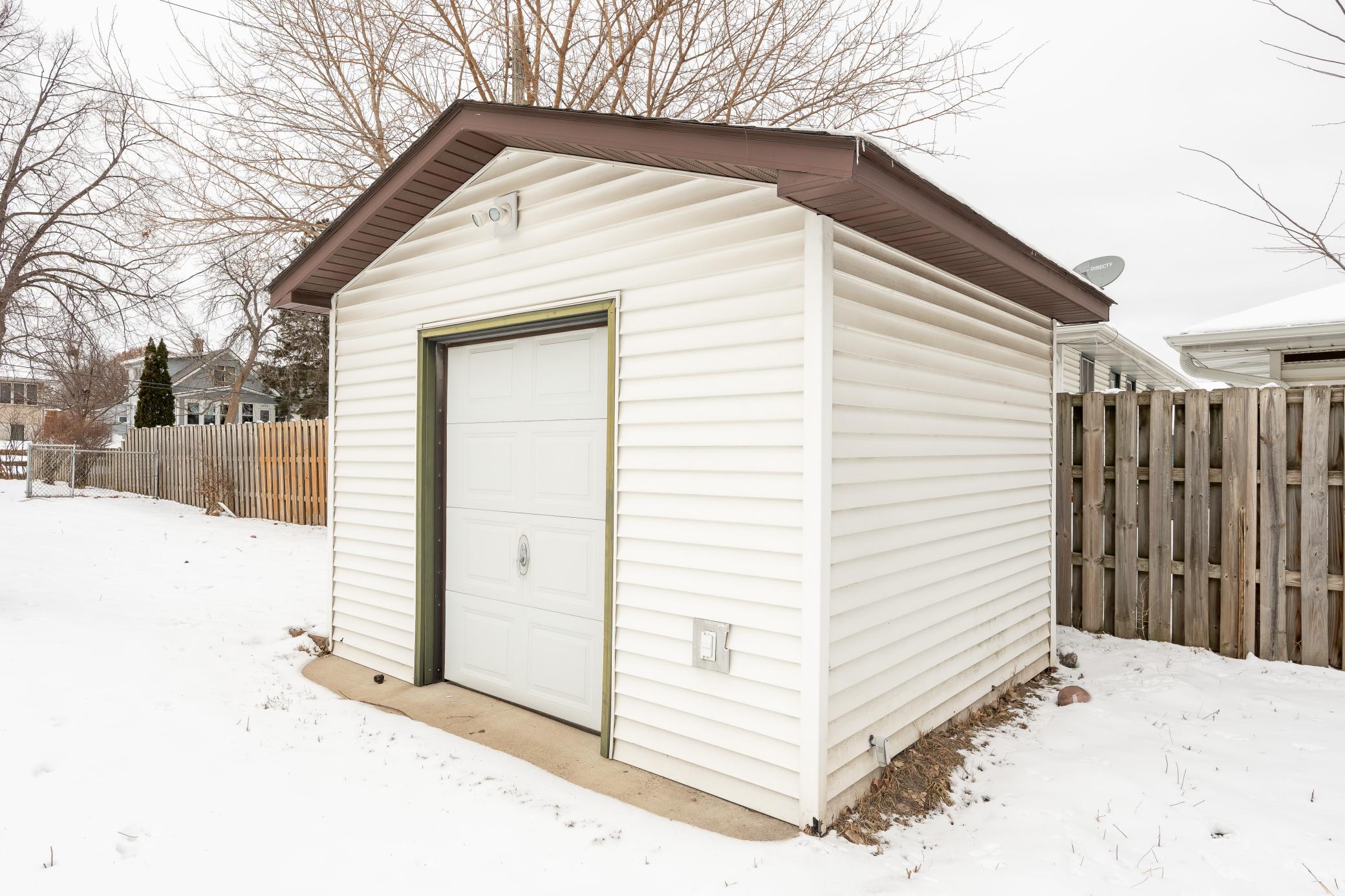 4121 Northeast 2nd Street Columbia Heights, MN 55421 - Photo 53 of 56