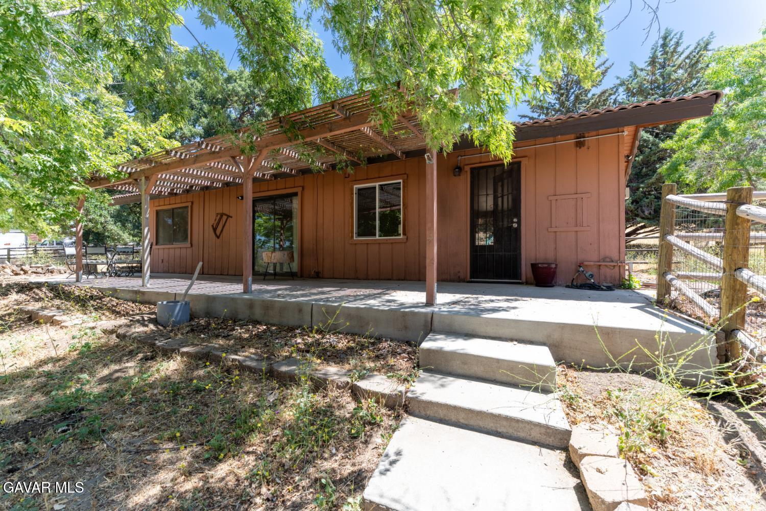 26141 Bear Valley Road Tehachapi, CA 93561 - Photo 32 of 47 21