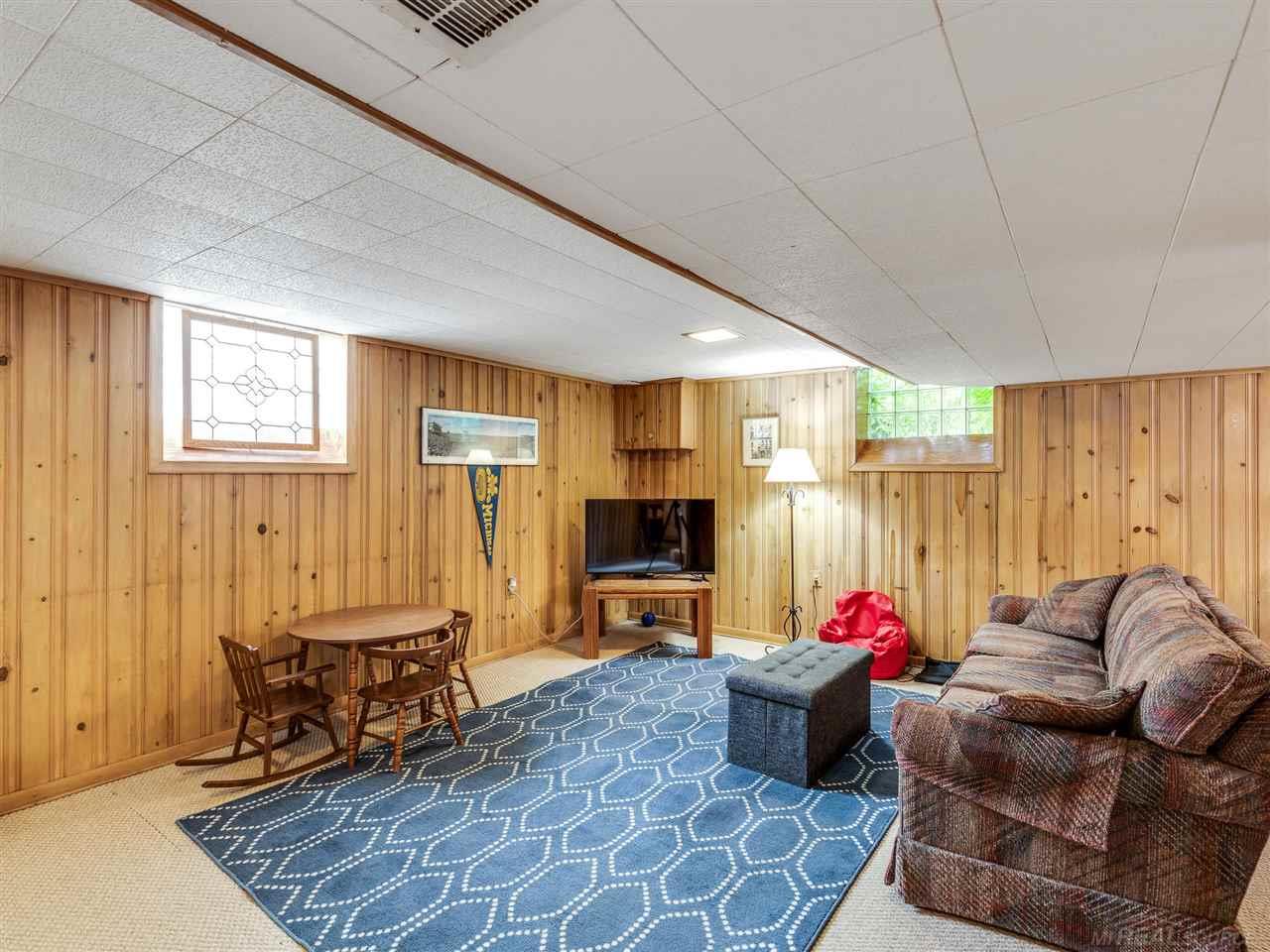 262 Ridgemont Road Grosse Pointe Farms, MI 48236 - Photo 13 of 25