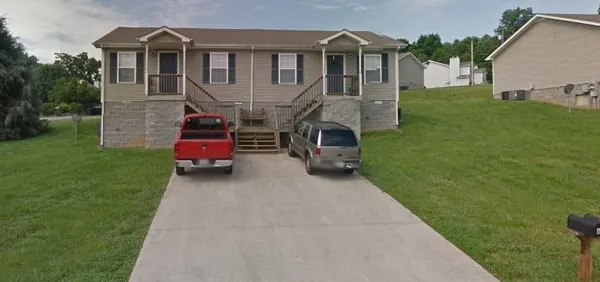 $850 | 940 Kingsbury Drive, Unit B, Clarksville, TN 37040