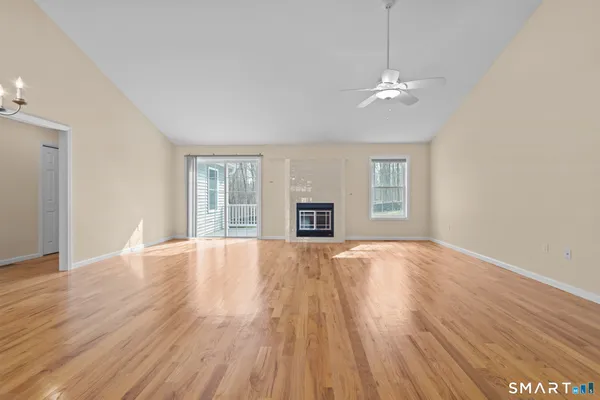 $415,000 | 22 Commonway Drive, Unit 22, Brooklyn, CT 06234
