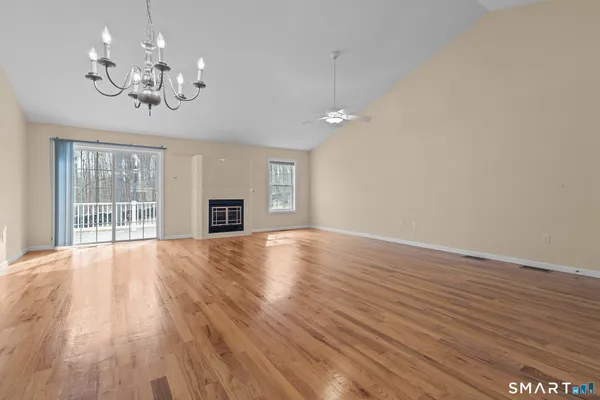 $415,000 | 22 Commonway Drive, Unit 22, Brooklyn, CT 06234