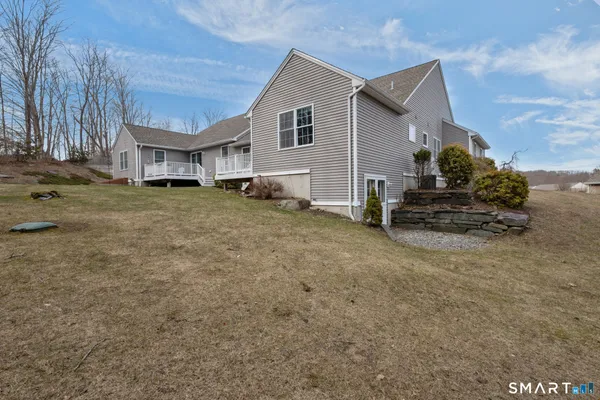 $415,000 | 22 Commonway Drive, Unit 22, Brooklyn, CT 06234