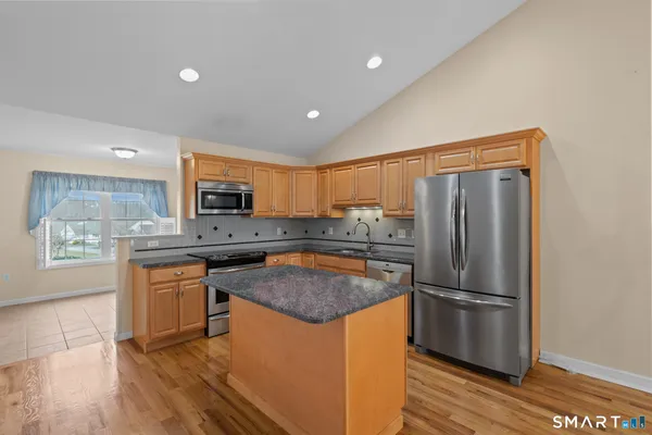 $415,000 | 22 Commonway Drive, Unit 22, Brooklyn, CT 06234