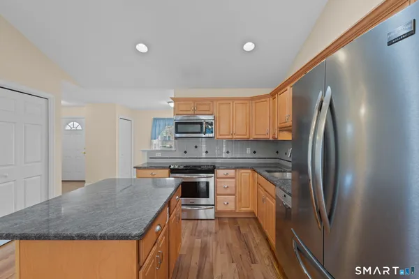 $415,000 | 22 Commonway Drive, Unit 22, Brooklyn, CT 06234