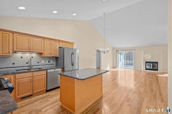 $415,000 | 22 Commonway Drive, Unit 22, Brooklyn, CT 06234