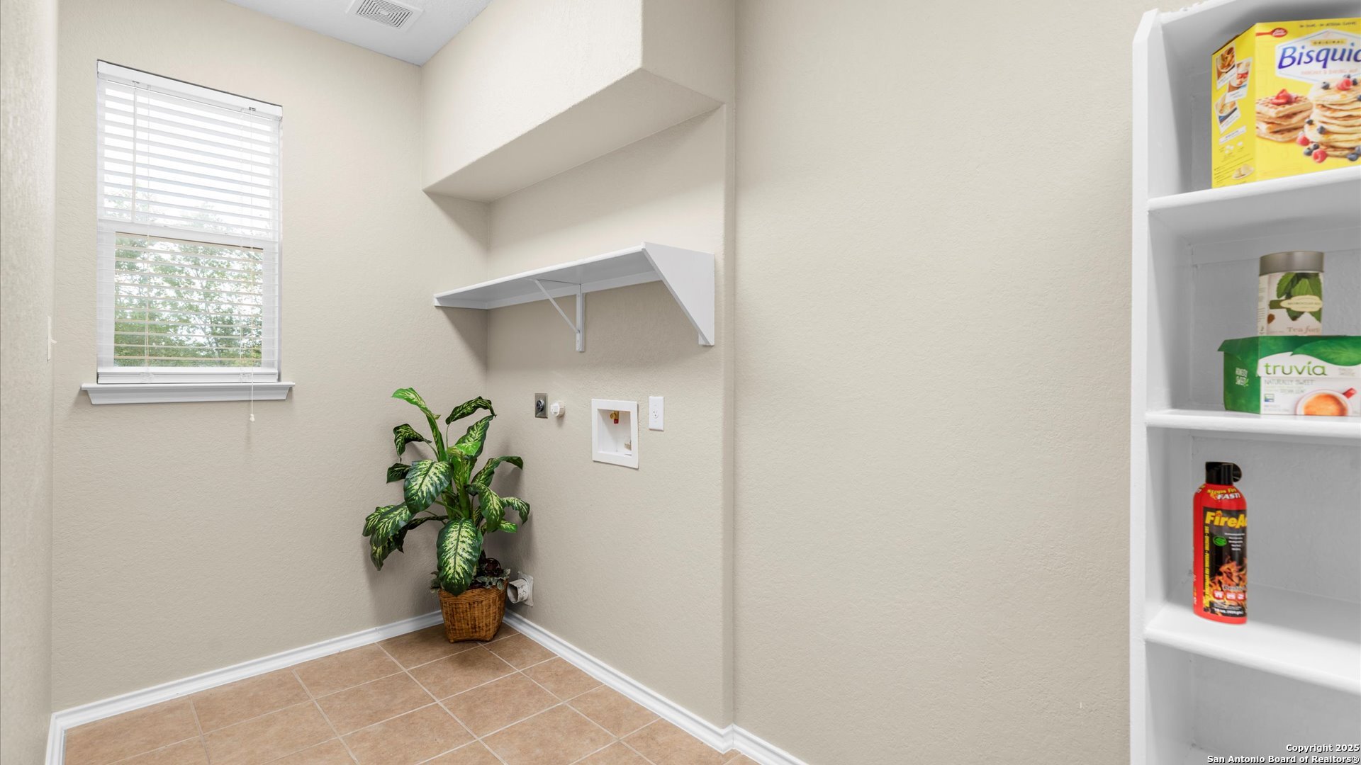 9009 Peridot Schertz, TX 78154 - Photo 11 of 28 a view of small space