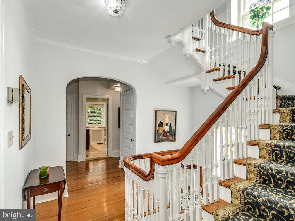 121 Bleddyn Road Ardmore, PA 19003 - Photo 18 of 40 Second Floor Landing