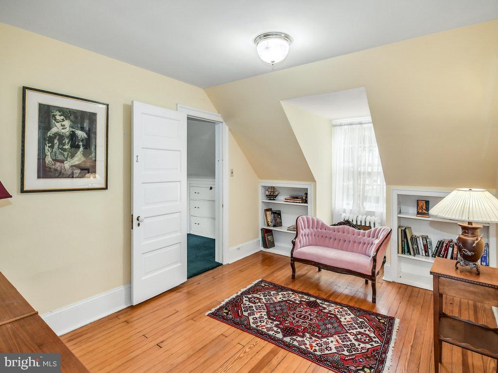 121 Bleddyn Road Ardmore, PA 19003 - Photo 30 of 40 Sitting Room or Great Flexible Space
