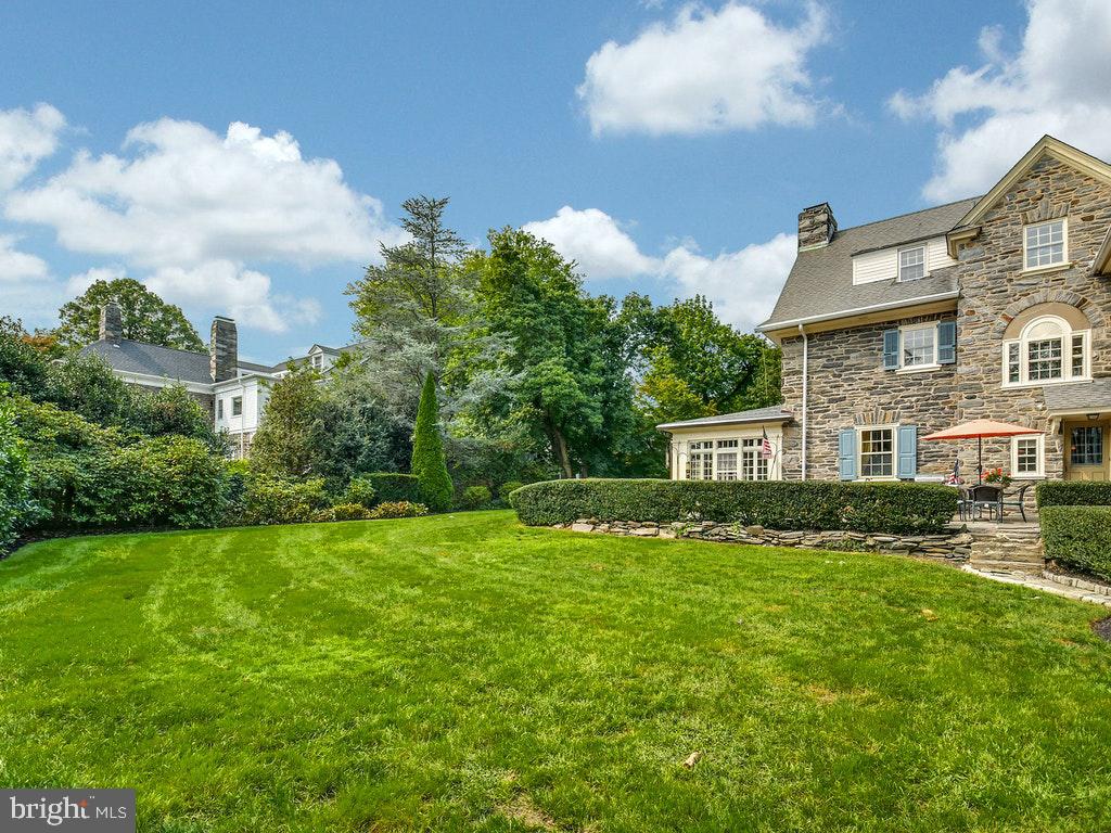 121 Bleddyn Road Ardmore, PA 19003 - Photo 37 of 40 Rear Yard