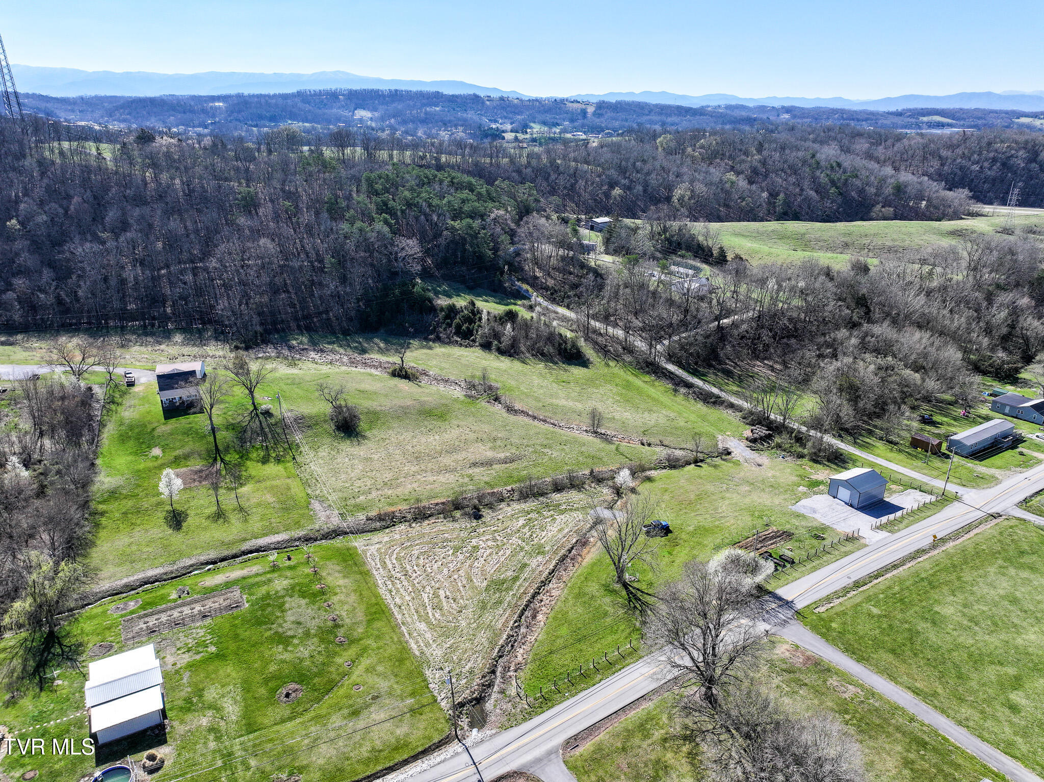 640 Twin Barns Road Greeneville, TN 37743 - Photo 14 of 39 14