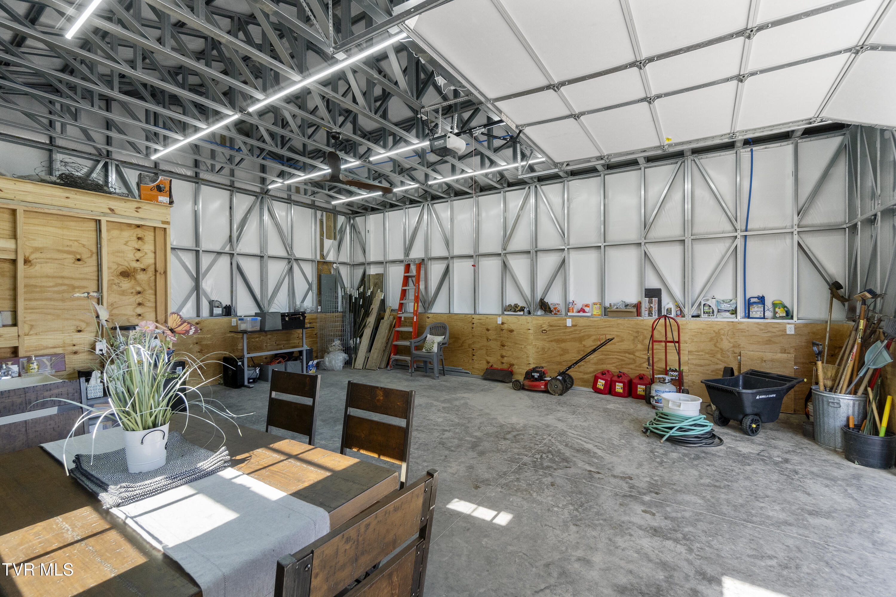 640 Twin Barns Road Greeneville, TN 37743 - Photo 23 of 39 23