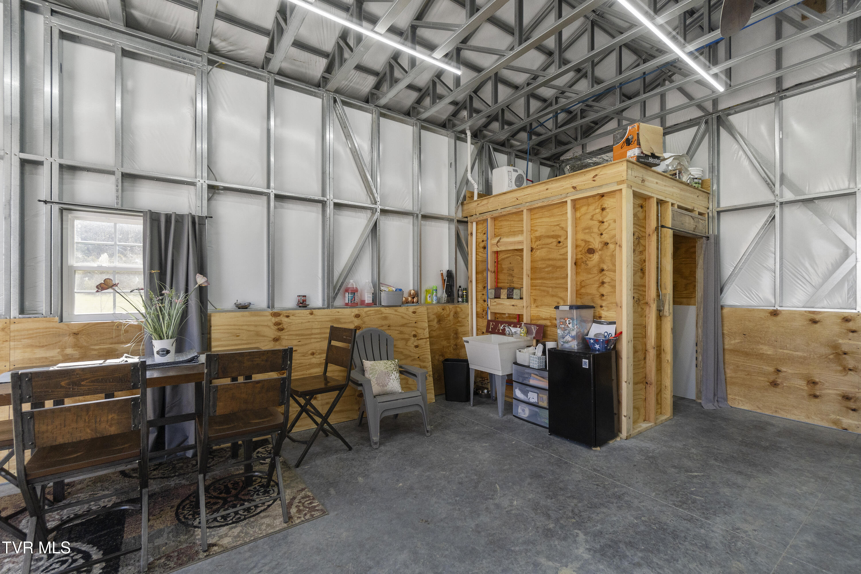 640 Twin Barns Road Greeneville, TN 37743 - Photo 25 of 39 25