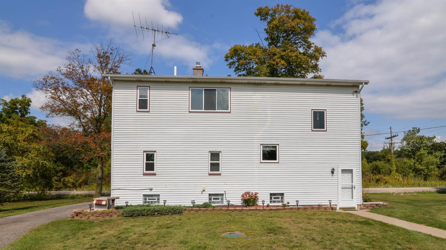 10530 Torrey Road Willis, MI 48191 - Photo 7 of 10 Photo 7