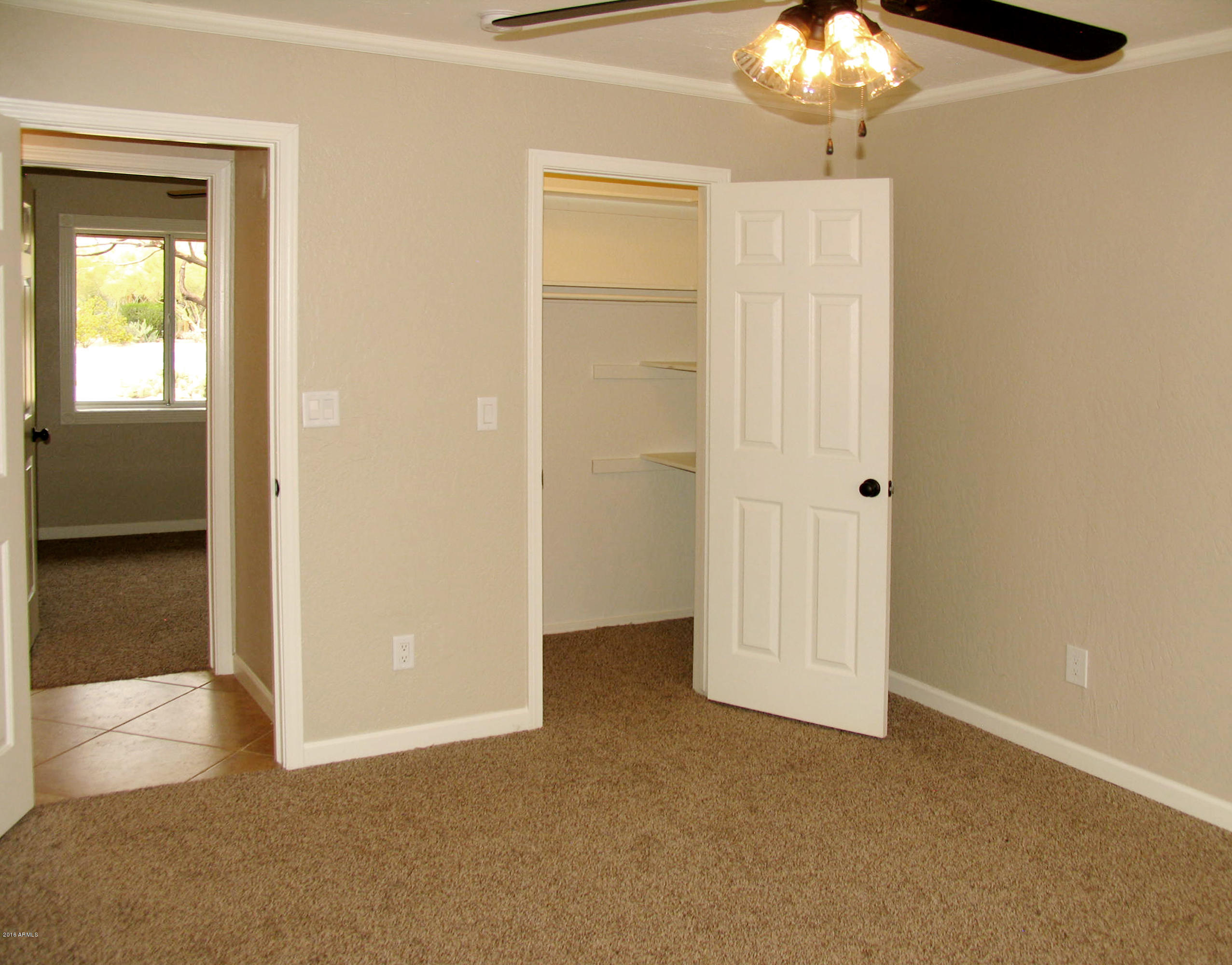 1815 East Joy Ranch Road Phoenix, AZ 85086 - Photo 14 of 26 Joy-16