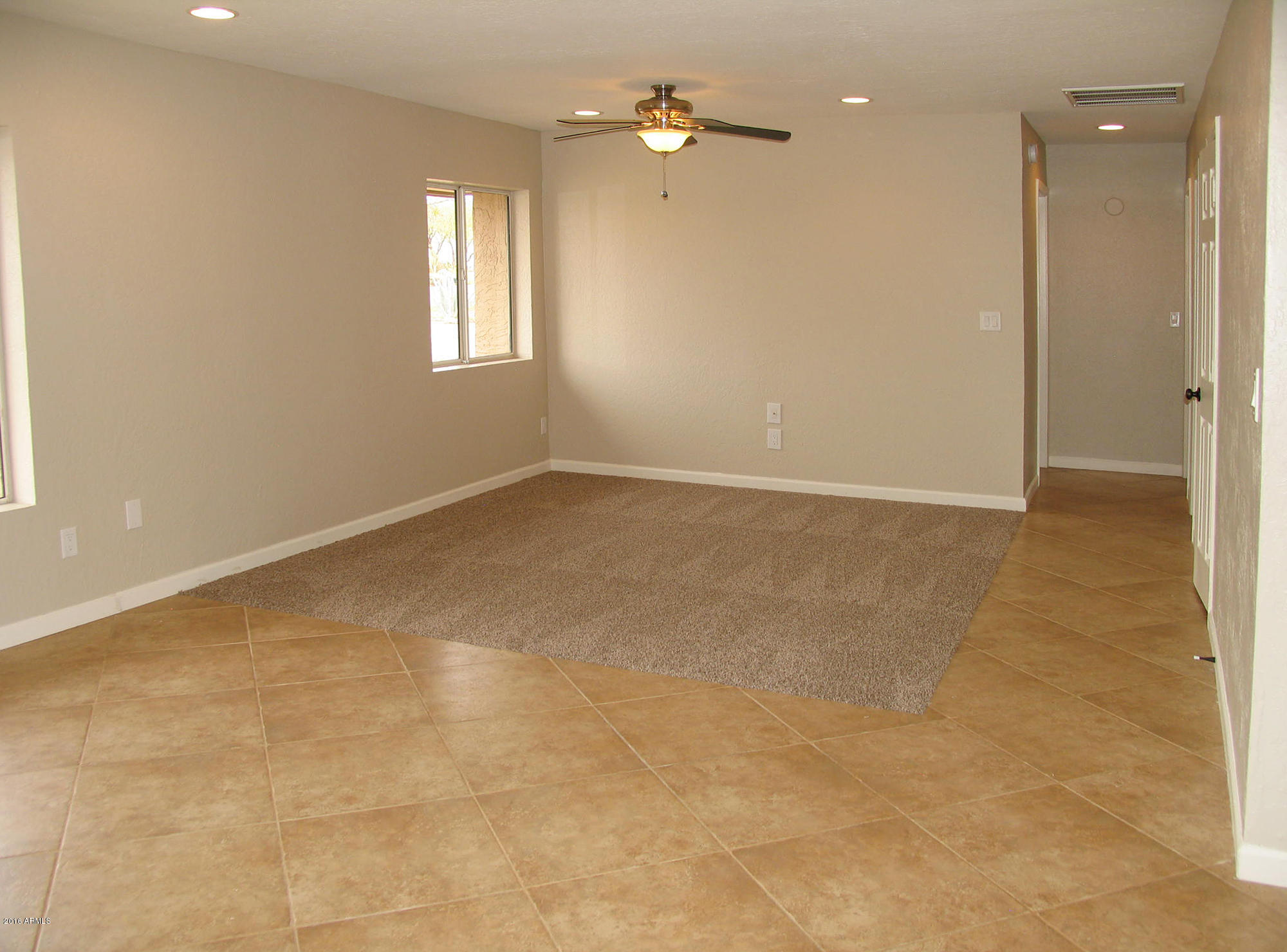 1815 East Joy Ranch Road Phoenix, AZ 85086 - Photo 4 of 26 Joy-05