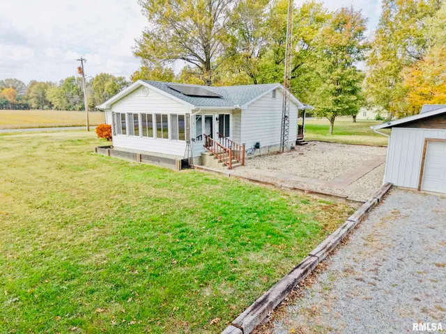 $209,000 | 5381 Center Street, Mulkeytown, IL 62865