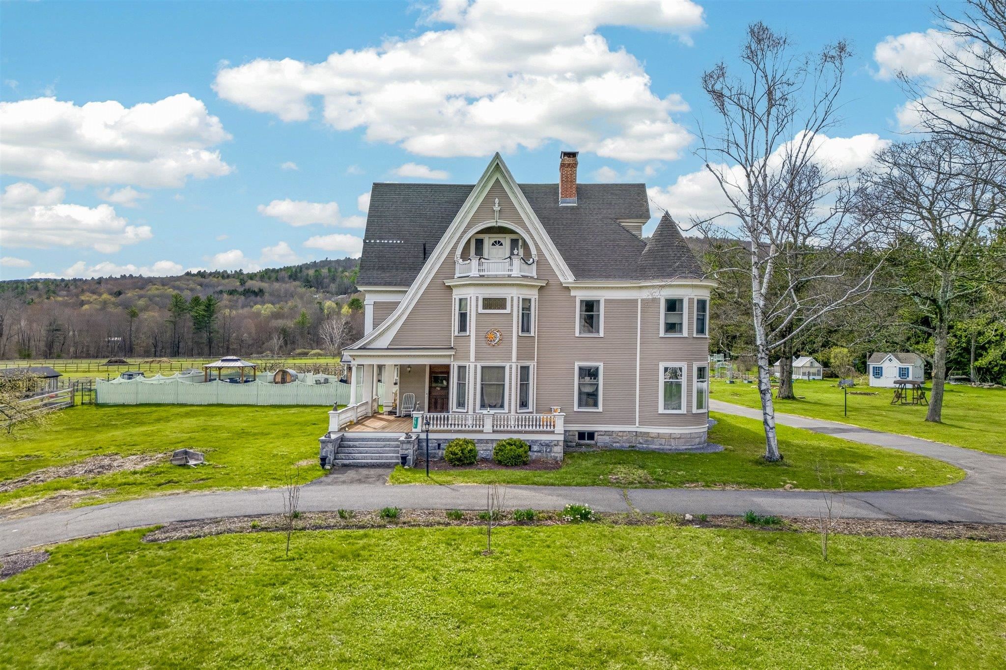 751 Main Road Stamford, VT 05352 - Photo 4 of 60