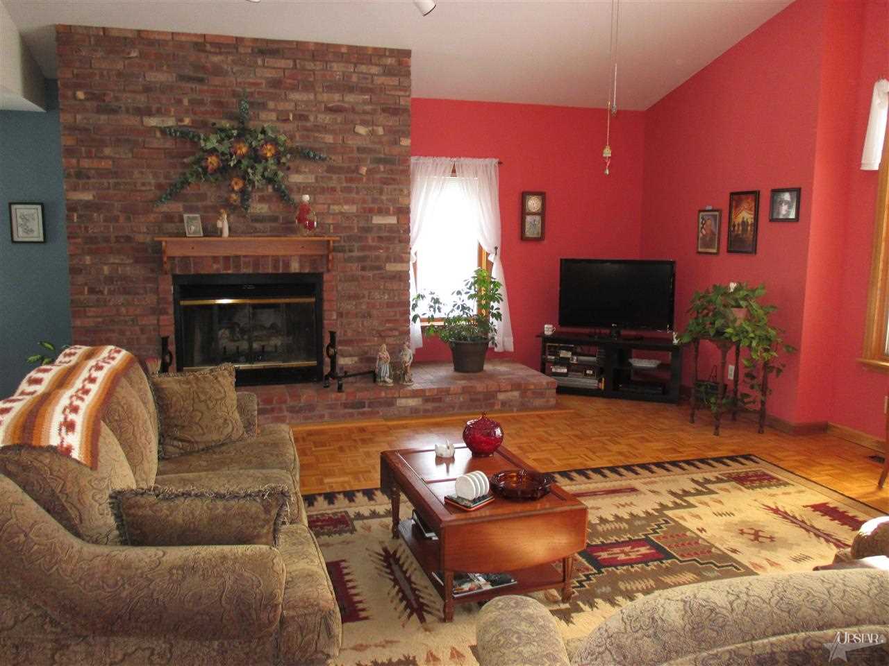 4255 West 46th Street North Huntington, IN 46750 - Photo 5 of 27 Gallery Image 5