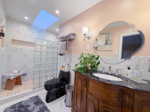 $449,000 | 306 Woodbrook Drive, Covington, VA 24426