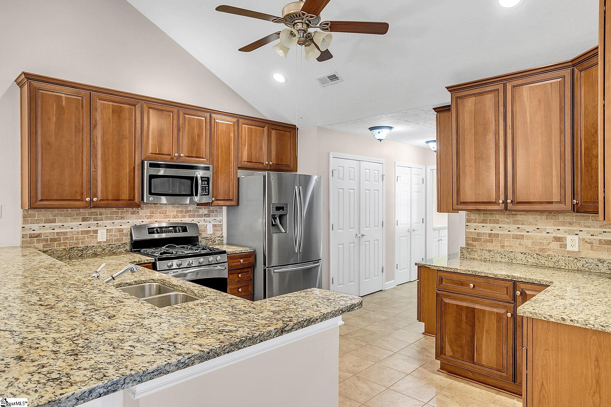 27 Fudora Circle Simpsonville, SC 29681 - Photo 15 of 28