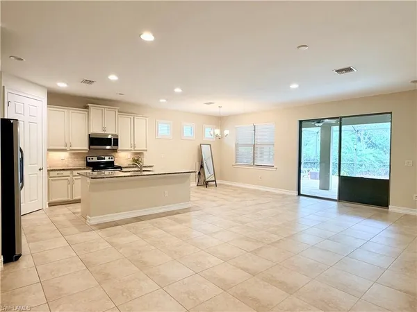 $4,200 | 16432 Aberdeen Way, Naples, FL 34110