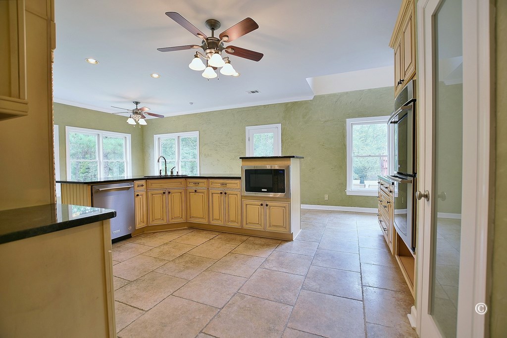 6487-5 Pierce Chapel Road Columbus, GA 31820 - Photo 6 of 51 Gallery Image 6