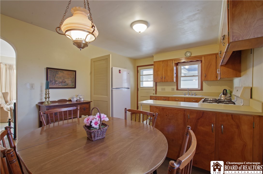 11 Snell Place Jamestown, NY 14701 - Photo 7 of 21