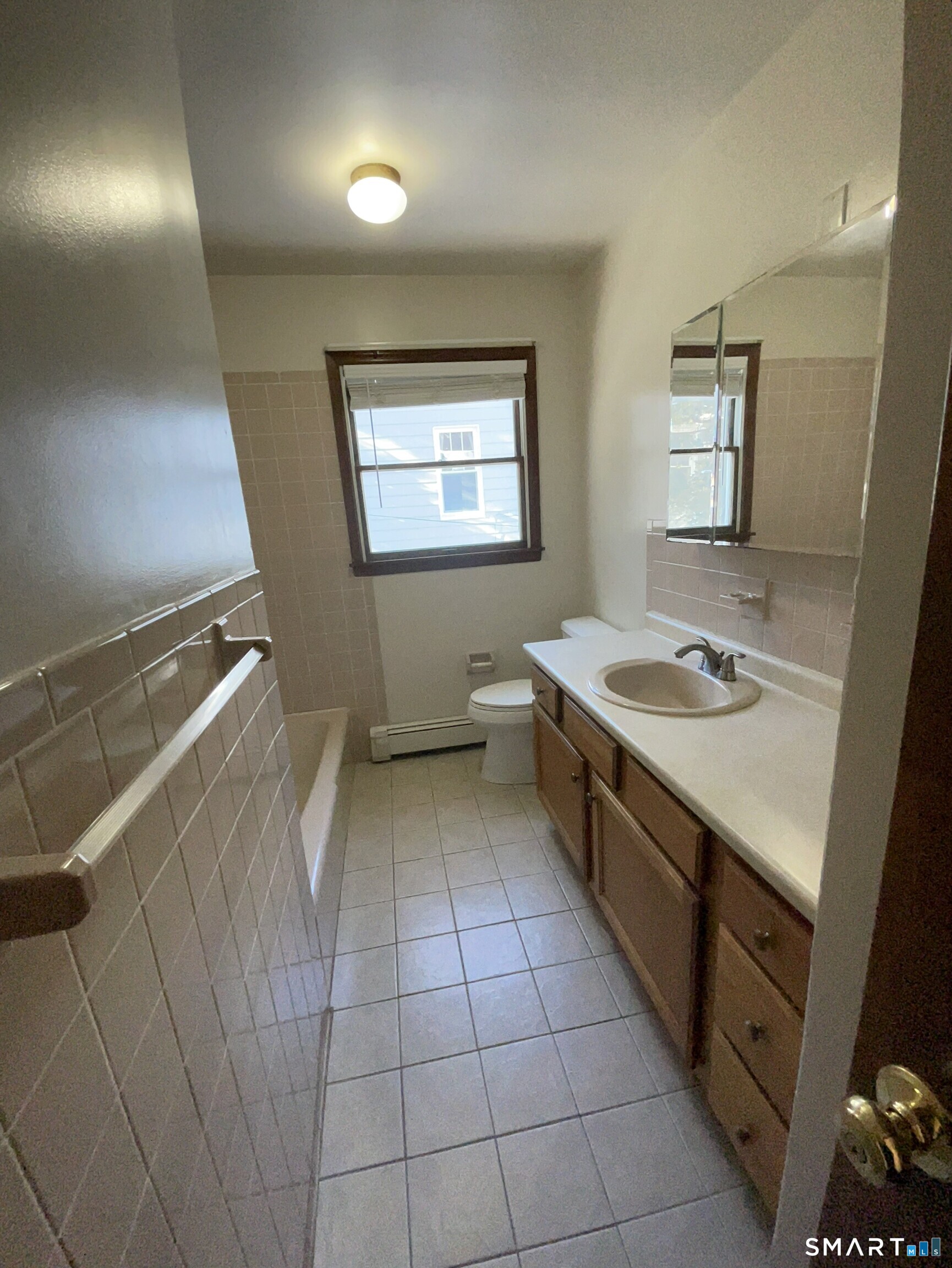 20 Spring Hill Avenue Norwalk, CT 06850 - Photo 11 of 13