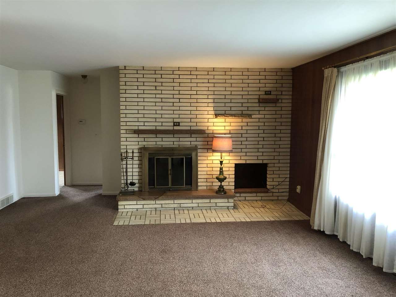 2133 West Lake Road Clio, MI 48420 - Photo 11 of 51 50060196-10.JPG