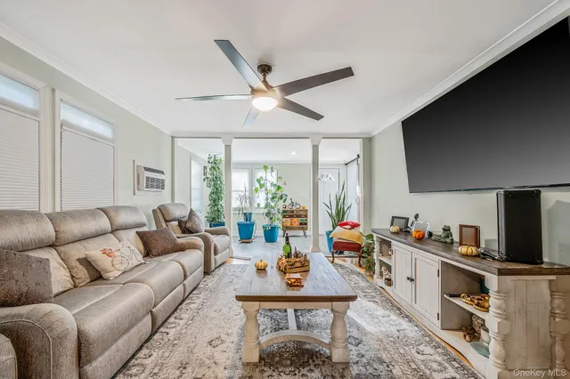 $700,000 | 485 3rd Avenue, Bayport, NY 11705