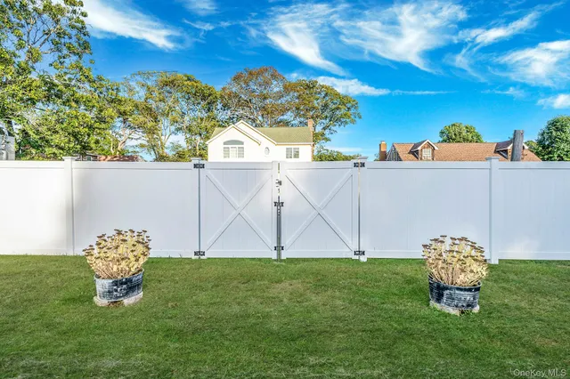 $700,000 | 485 3rd Avenue, Bayport, NY 11705