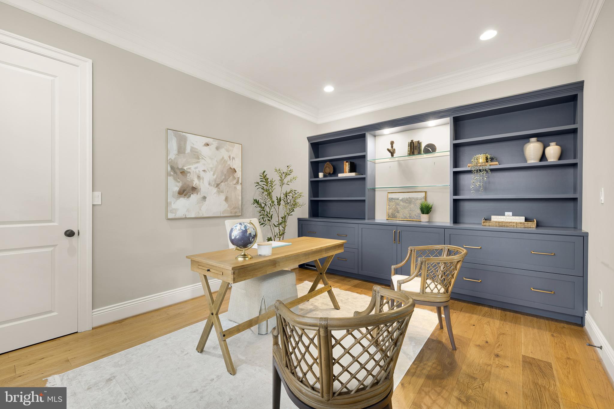 5606 Parkston Road Bethesda, MD 20816 - Photo 27 of 50 a view of a dining room with furniture