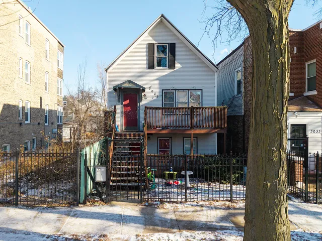 $470,000 | 3035 North Monticello Avenue, Chicago, IL 60618