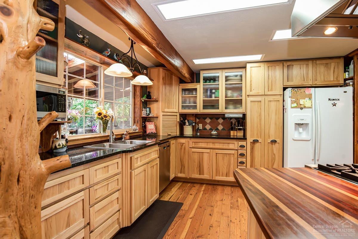 69196 Hurtley Ranch Road Sisters, OR 97759 - Photo 10 of 25 Gallery Image 10
