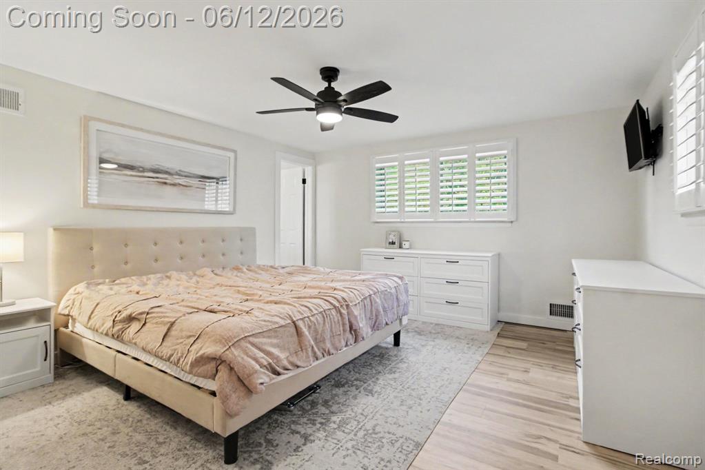 7235 Iron Gate Road Canton, MI 48187 - Photo 14 of 27
