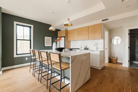 $950,000 | 16-18 Yale Terrace, Unit 1, Boston, MA 02130